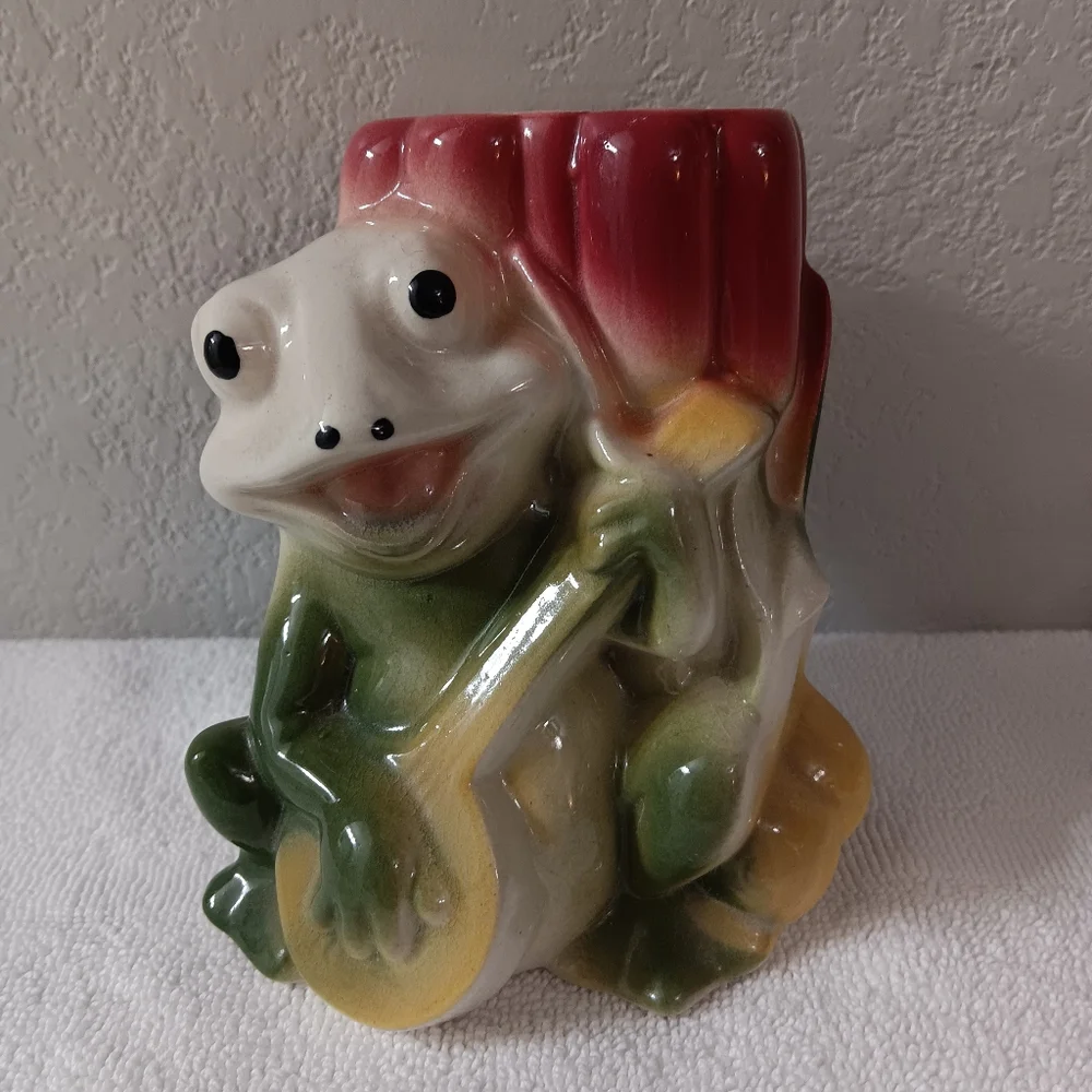 Ceramic Frog Reptile Decor - Green, Red, Yellow